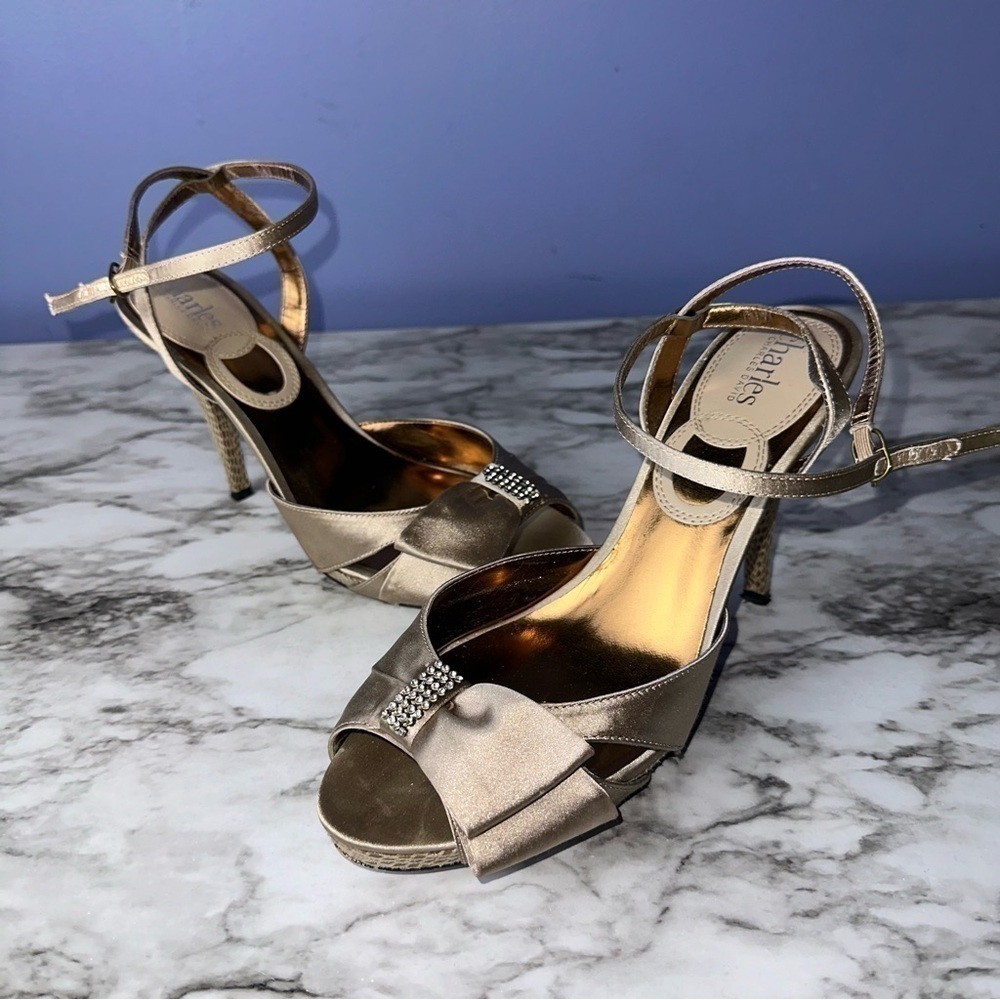 Charles David Formal Gold Heels with Rhinestone Bow Accents